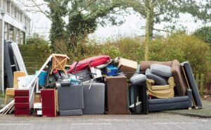 不用品回収の悪徳業者の特徴！見分ける3つのポイントを解説