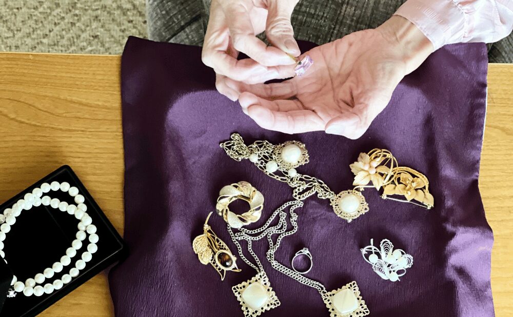 遺品整理と不用品回収の違いとは？費用相場・見積もり注意点・業者選びまで徹底解説