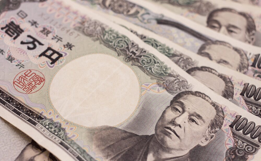 引っ越しを最短でする際に違約金はいくらかかる？