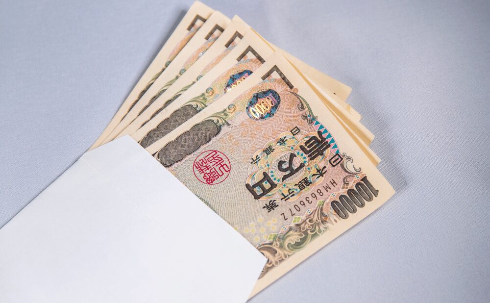 賃貸の残置物撤去費用は誰が払う?